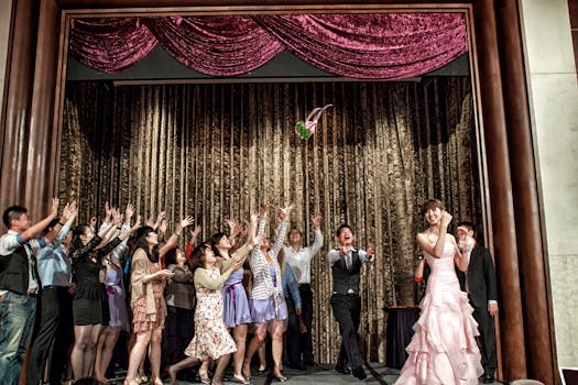 bouquet toss marriage myth