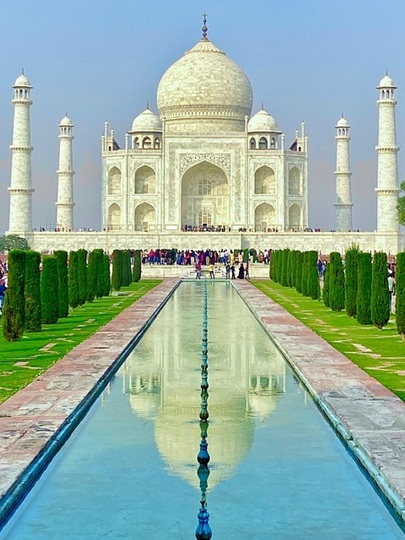 taj mahal sinking